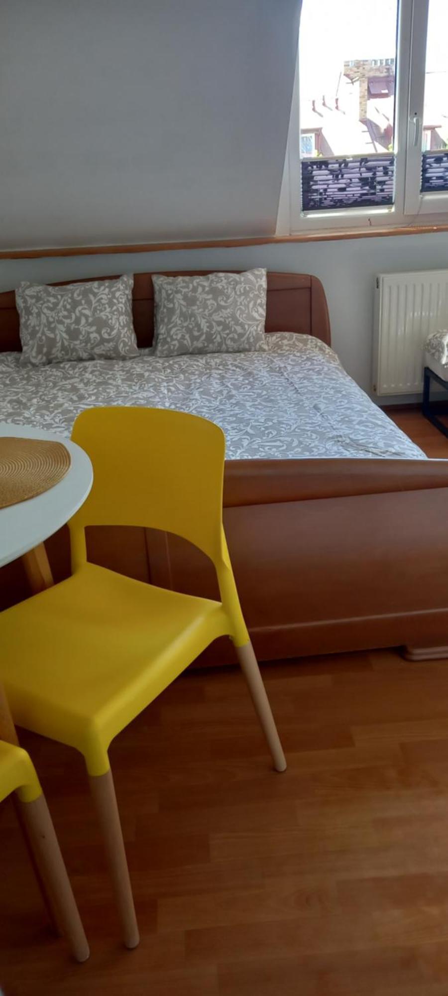 Domek Pod Sosnami Pokoje 2-3 Osobowe Apartman Mielno  Kültér fotó