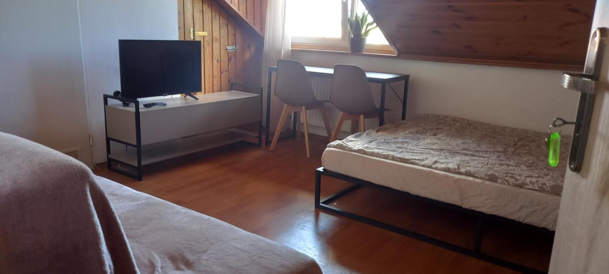 Domek Pod Sosnami Pokoje 2-3 Osobowe Apartman Mielno  Kültér fotó